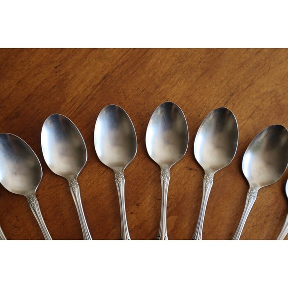 Lot 8x Oneida RENOIR Pembrooke Stainless SSS Pierced Soup Table Spoon 6.75" - Picture 8 of 10